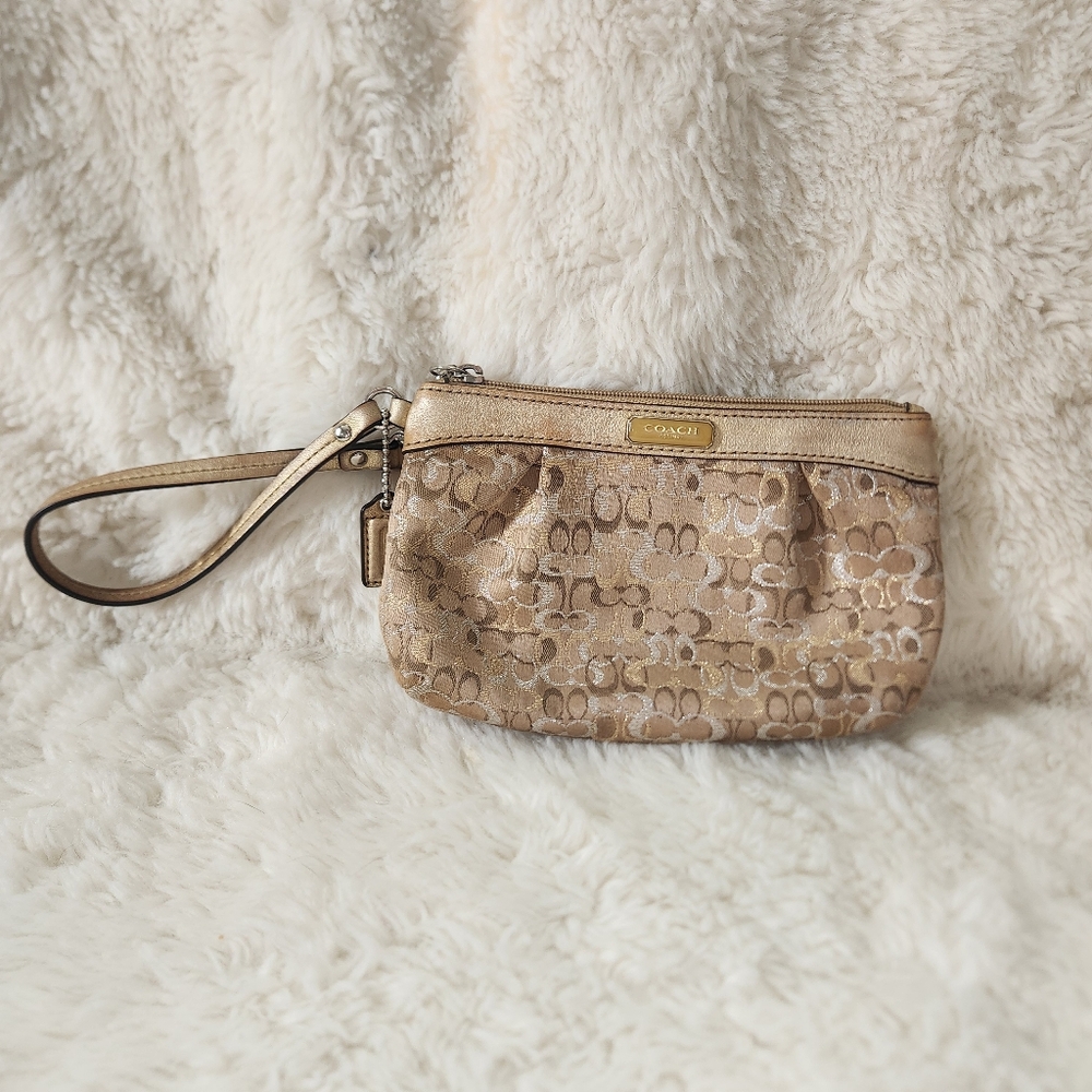 Coach Vintage Metallic Monogram Wristlet Y2K Shimmer Gold Tan Leather Pouch Bag